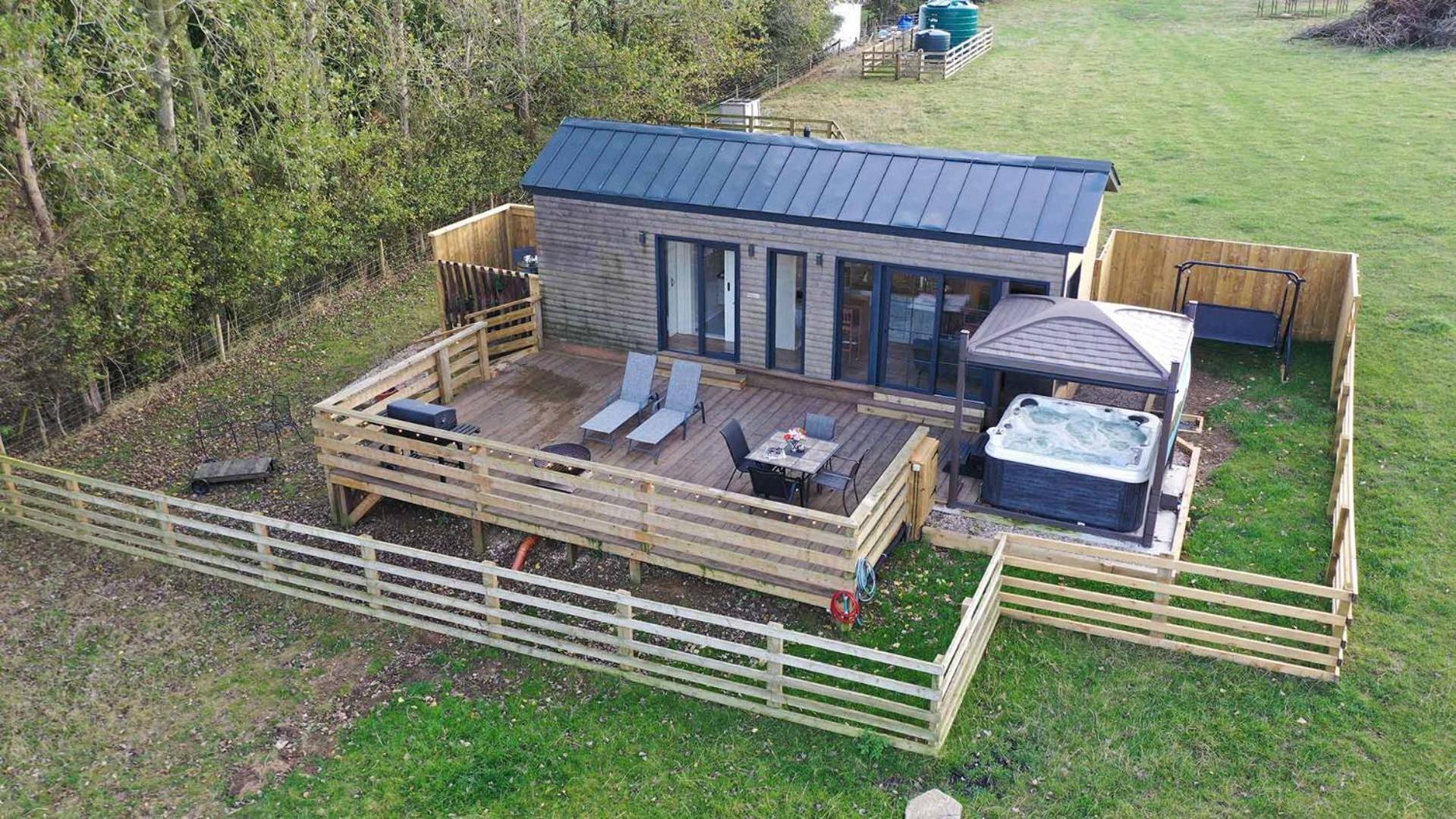 Burtree Country House, Tipi'S, Treehouse & Lodge & House Rooms With Hot Tubs In A Private Garden Тирск Екстериор снимка