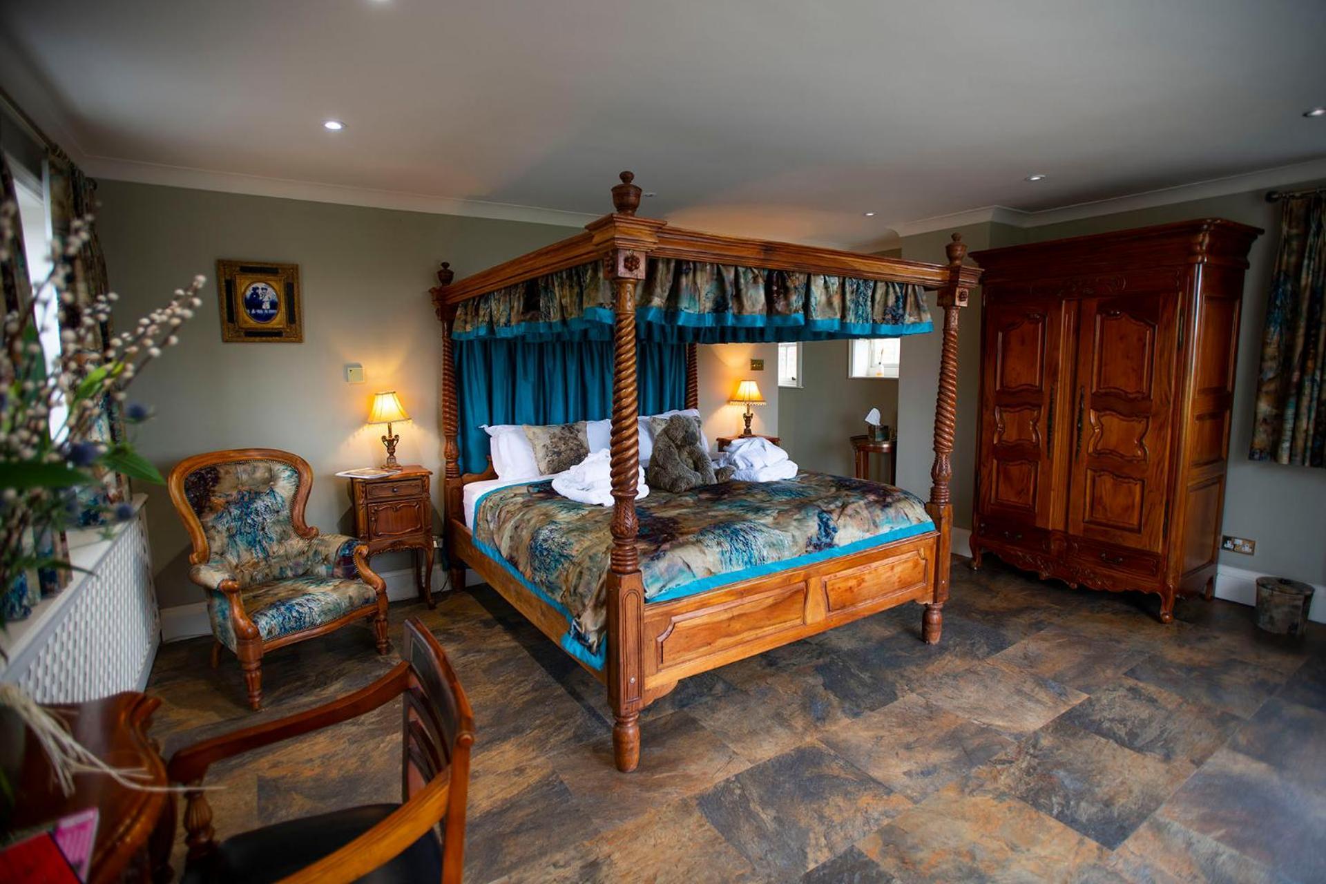 Burtree Country House, Tipi'S, Treehouse & Lodge & House Rooms With Hot Tubs In A Private Garden Тирск Екстериор снимка