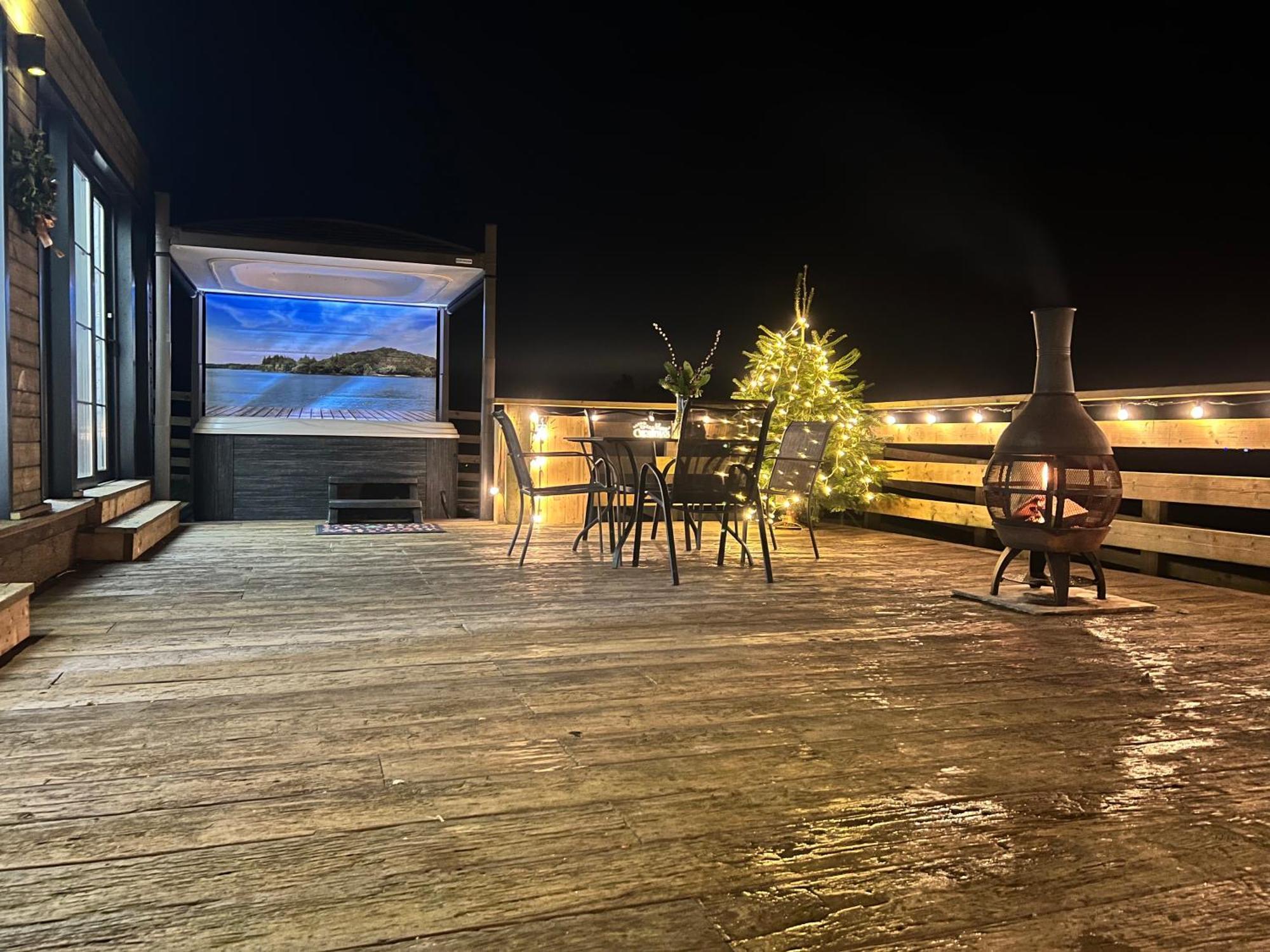 Burtree Country House, Tipi'S, Treehouse & Lodge & House Rooms With Hot Tubs In A Private Garden Тирск Екстериор снимка